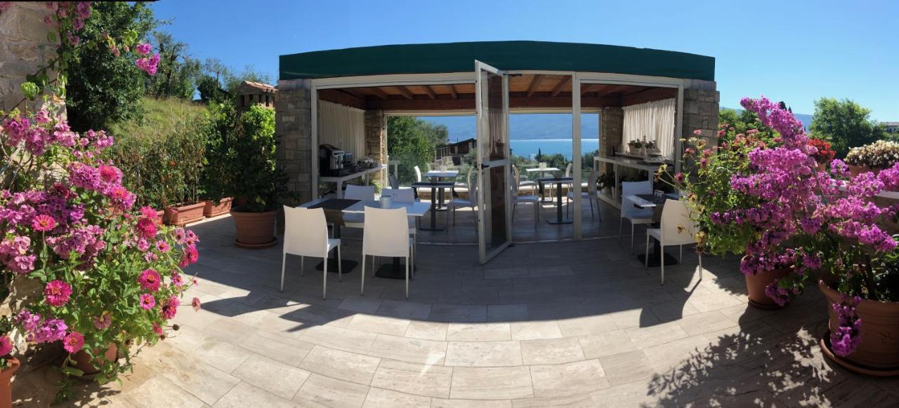 La Cascata Negli Ulivi Bed and Breakfast Toscolano Maderno Buitenkant foto